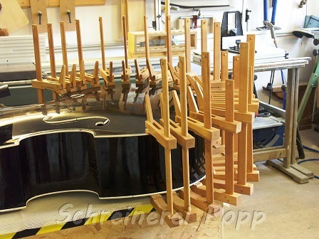 Musikinstrumente - Kontrabassdecke
