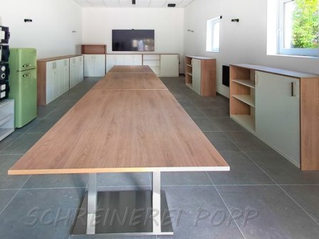 Besprechungsraum - Büroeinrichtung - Möbelbau Besprechungsraum - Büroeinrichtung - Möbelbau