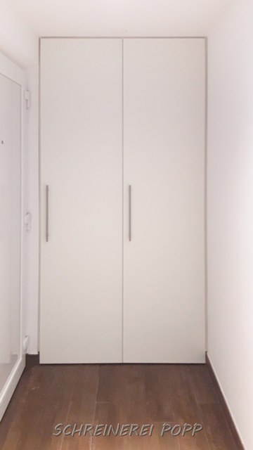 Flurnischenschrank mit Falttür Flurnischenschrank mit Falttür