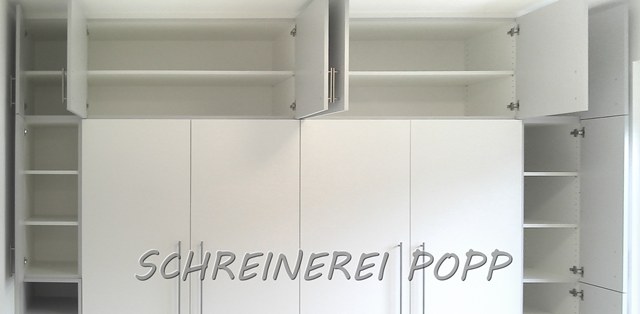 Kleiderschrank oben offen Kleiderschrank oben offen