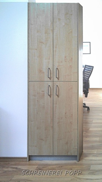 Aktenschrank als Raumteiler Aktenschrank als Raumteiler