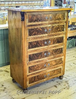 Möbelrestaurierungen - Schubladenkommode Möbelrestaurierungen - Schubladenkommode