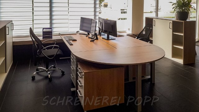 Schreibtische elektrisch höhenverstellbar mit Rollcontainern Schreibtische elektrisch höhenverstellbar mit Rollcontainern