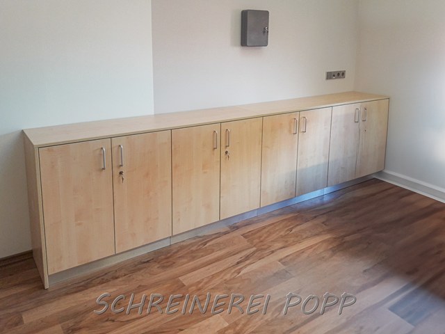 Sideboard absperrbar für Akten Sideboard absperrbar für Akten